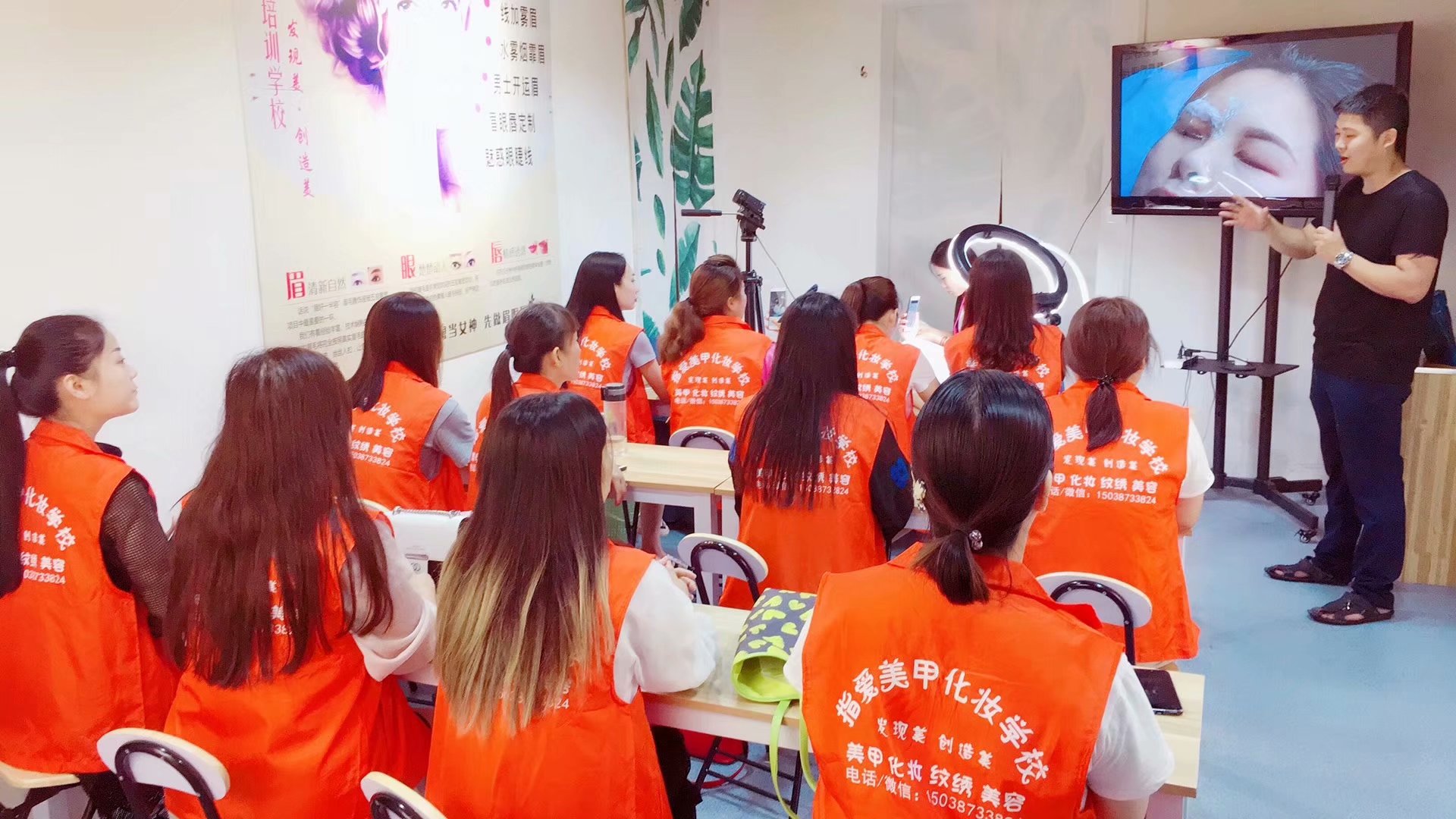 你想学的日式美甲都在南阳美甲学校